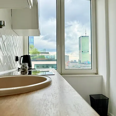 Apartamento Chmielna Zelazna Varsóvia